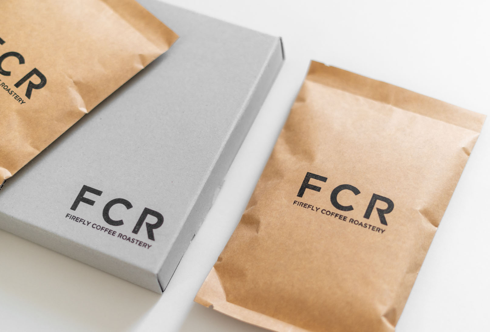 FCR（FIREFLY COFFEE ROASTER） ロゴ